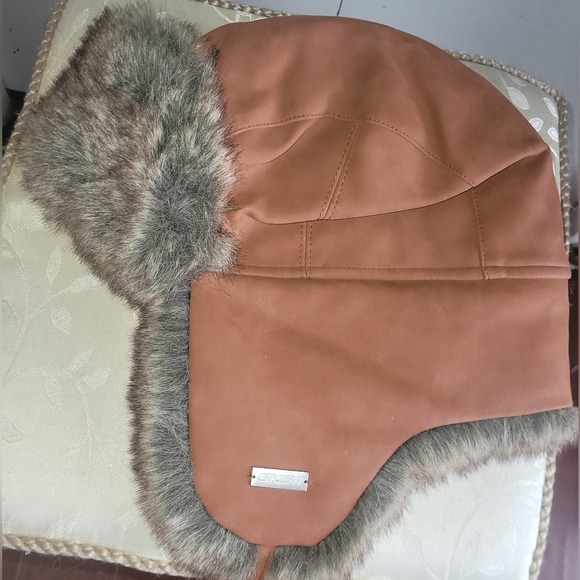 Ganka Light Brown Faux Fur Lined Trapper Hat XL - Picture 1 of 4